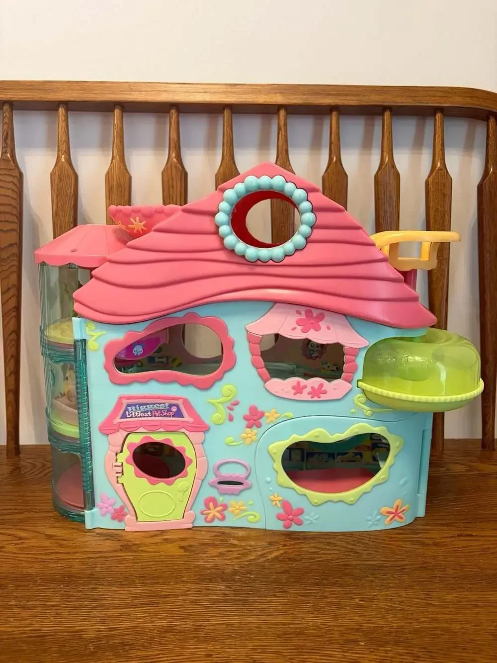 Hasbro Littlest Pet Shop Biggest Littlest Pet Shop Playset House